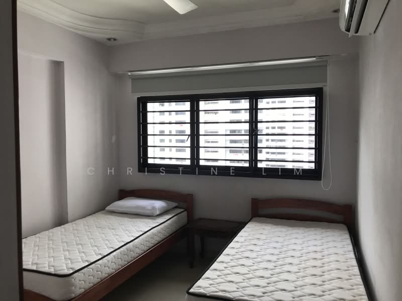 9 Cantonment Close, 9 Cantonment Close, 3 Bedrooms, 968 sqft, HDB Flat For Rent, by Christine Lim, 500173221 - Bedroom - PropertyGuru.com.sg