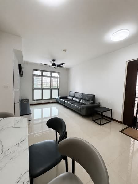 32 Margaret Drive, 32 Margaret Drive, 3 Bedrooms, 947 sqft, HDB Flat For Sale, by Cheryl Chan, 500173233 - Living Room - PropertyGuru.com.sg