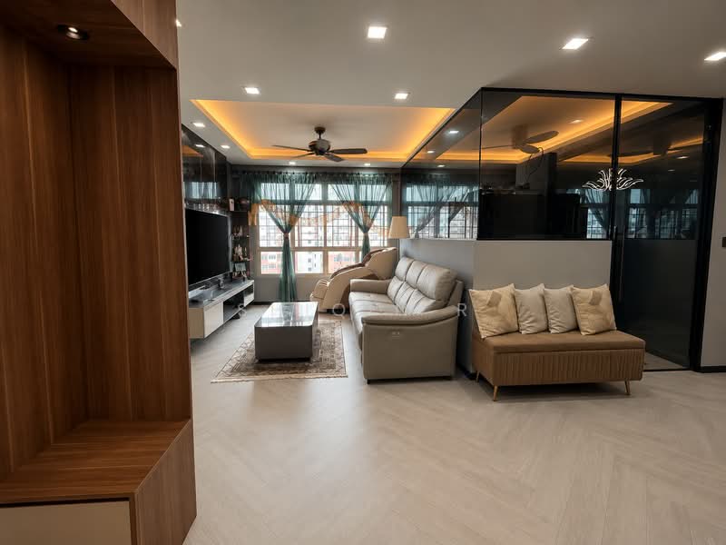 439C Bukit Batok West Avenue 8, 439C Bukit Batok West Avenue 8, 4 Bedrooms, 1,216 sqft, HDB Flat For Sale, by Shiqin R, 500173244 - Living Room - PropertyGuru.com.sg