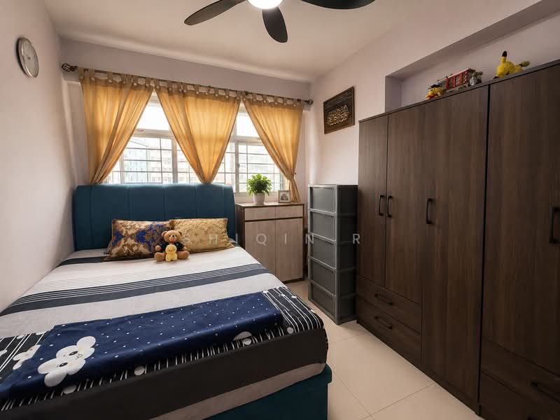439C Bukit Batok West Avenue 8, 439C Bukit Batok West Avenue 8, 4 Bedrooms, 1,216 sqft, HDB Flat For Sale, by Shiqin R, 500173244 - Bedroom - PropertyGuru.com.sg