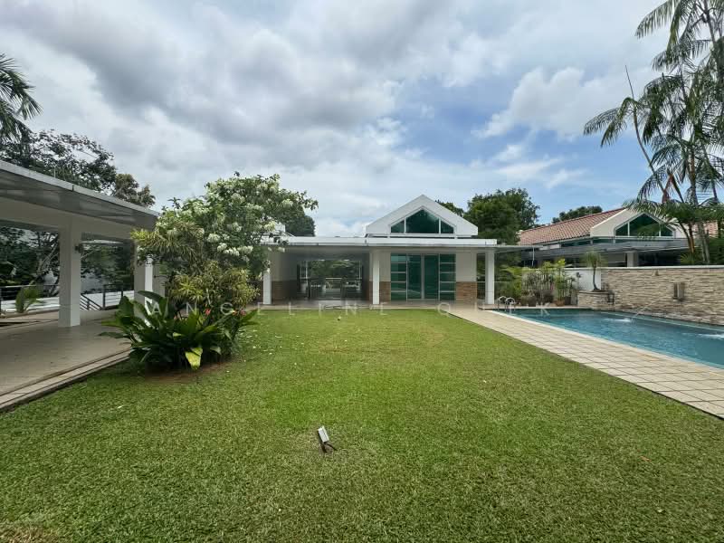 Ewart Park, Ewart Park, 6 Bedrooms, 15,200 sqft, Bungalow House For Rent, by Angeline Quek, 500173263 - Garden - PropertyGuru.com.sg