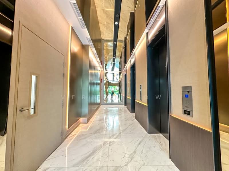 Midtown Bay, 122 Beach Road, 1 Bedroom, 409 sqft, Condominium For Sale, by Vernon Low, 500173271 - PropertyGuru.com.sg