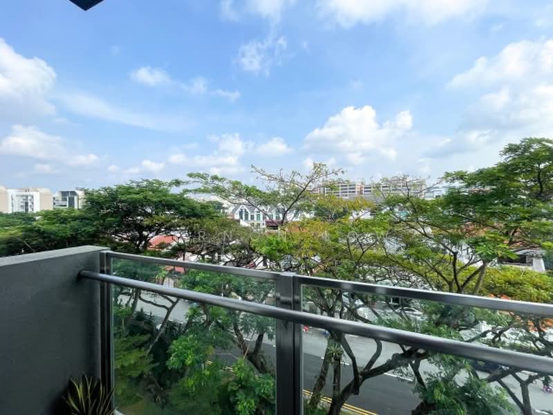 Kensington Square, 2 Jalan Lokam, 2 Bedrooms, 915 sqft, Apartment For Sale, by Vernon Low, 500173279 - PropertyGuru.com.sg