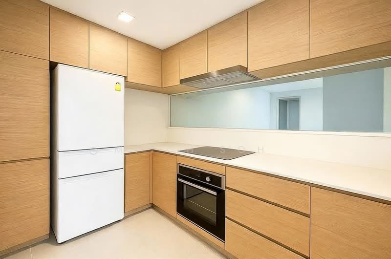 The Lakeshore, 33 Jurong West Street 41, 3 Bedrooms, 1,109 sqft, Condominium For Rent, by Mitch Soh, 500173288 - Kitchen - PropertyGuru.com.sg