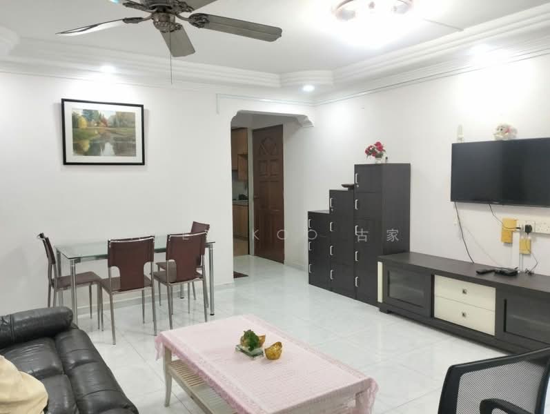 640 Ang Mo Kio Avenue 6, 640 Ang Mo Kio Avenue 6, 2 Bedrooms, 990 sqft, HDB Flat For Rent, by Casey Koo 古家进, 500173291 - Living Room - PropertyGuru.com.sg