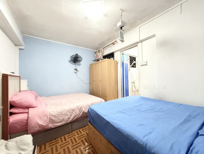 235 Bukit Batok East Avenue 5, 235 Bukit Batok East Avenue 5, 2 Bedrooms, 743 sqft, HDB Flat For Sale, by Anthony Sentosa, 500173304 - Bedroom - PropertyGuru.com.sg