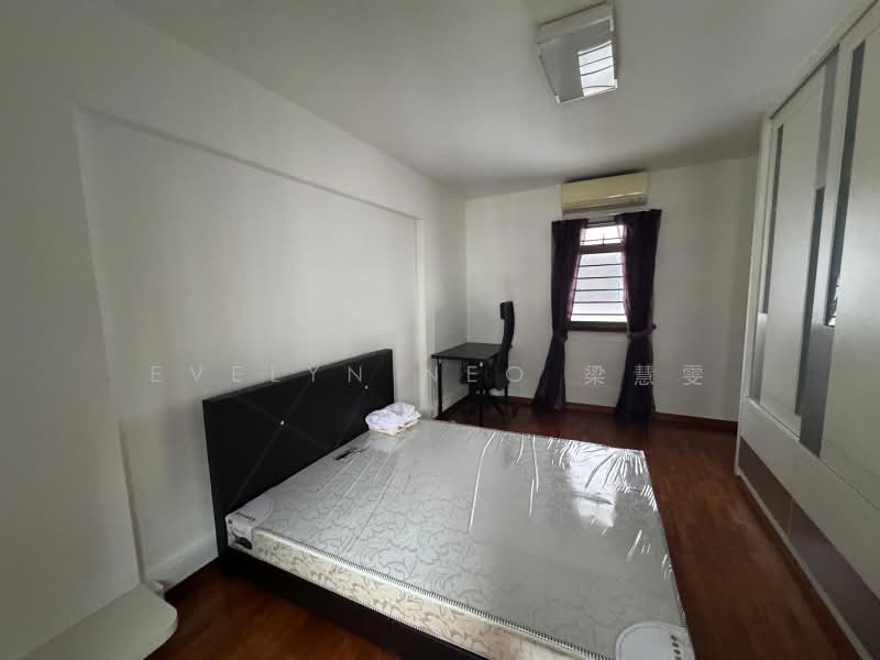 63 Teban Gardens Road, 63 Teban Gardens Road, 3 Bedrooms, 1,238 sqft, HDB Flat For Rent, by Evelyn Neo 梁慧雯, 500173323 - Bedroom - PropertyGuru.com.sg