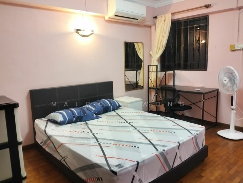 640 Ang Mo Kio Avenue 6, 640 Ang Mo Kio Avenue 6, 2 Bedrooms, 990 sqft, HDB Flat For Rent, by Malcolm Wong, 500173333 - Bedroom - PropertyGuru.com.sg