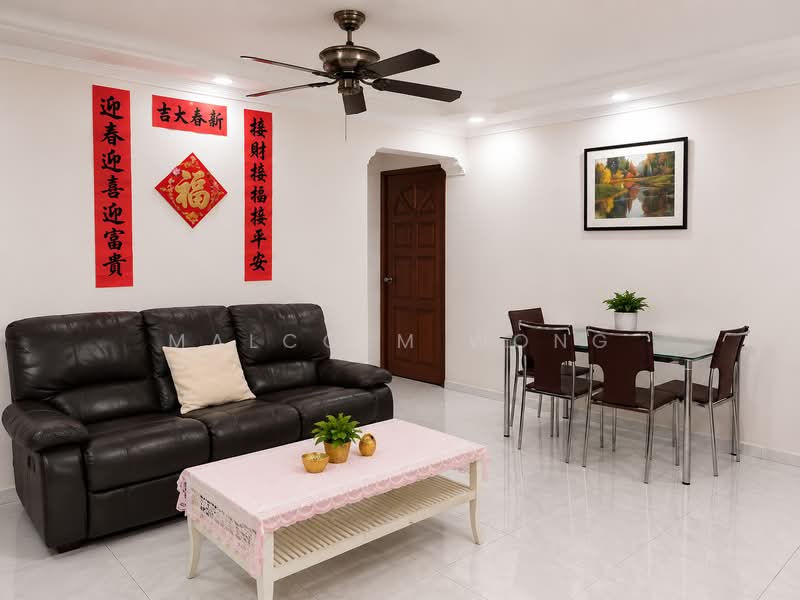 640 Ang Mo Kio Avenue 6, 640 Ang Mo Kio Avenue 6, 2 Bedrooms, 990 sqft, HDB Flat For Rent, by Malcolm Wong, 500173333 - Living Room - PropertyGuru.com.sg