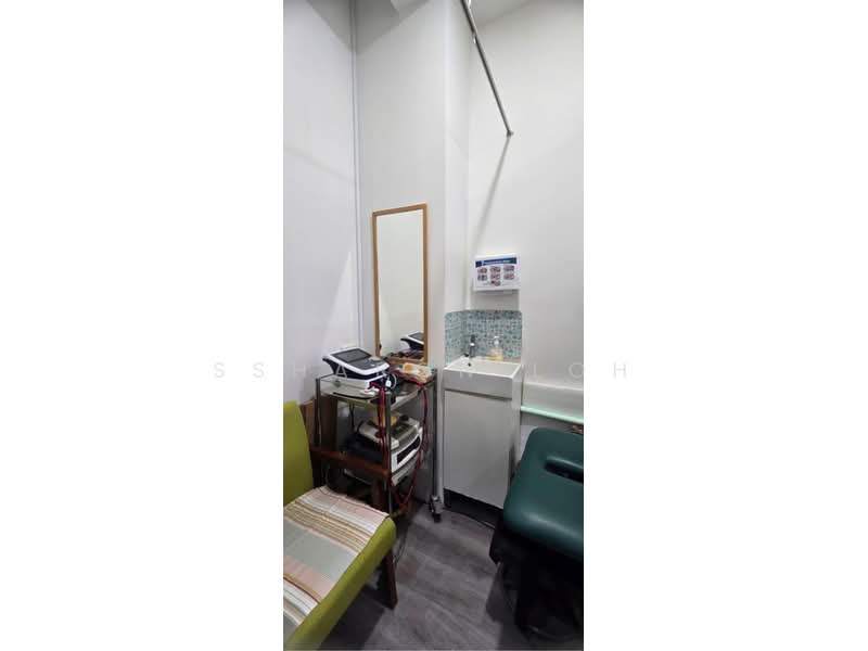 Square 2, 10 Sinaran Drive, 689 sqft, Medical For Rent, by Ssharon Loh, 500173336 - CommercialGuru.com.sg