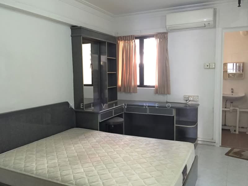 332 Ang Mo Kio Avenue 1, 332 Ang Mo Kio Avenue 1, 2 Bedrooms, 882 sqft, HDB Flat For Rent, by Kelvin Neo, 500173341 - Bedroom - PropertyGuru.com.sg