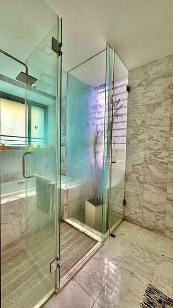 Pinnacle 16, 16 Shan Road, 1 Bedroom, 581 sqft, Condominium For Rent, by Richard Chew, 500173359 - Bathroom - PropertyGuru.com.sg