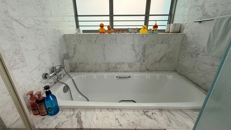 Pinnacle 16, 16 Shan Road, 1 Bedroom, 581 sqft, Condominium For Rent, by Richard Chew, 500173359 - Bathroom - PropertyGuru.com.sg