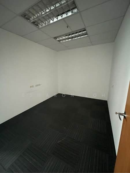 Vertex, 33 Ubi Avenue 3, 1,464 sqft, Light Industrial (B1) For Rent, by Ssharon Loh, 500173362 - CommercialGuru.com.sg