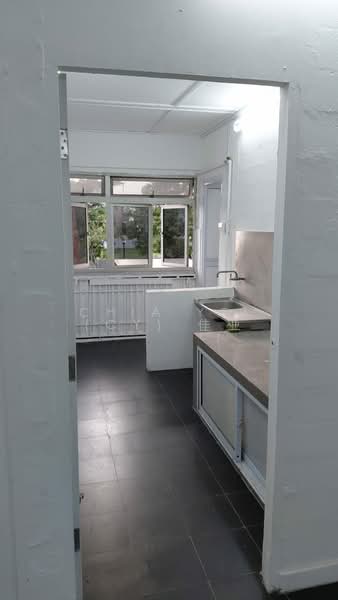 77 Circuit Road, 77 Circuit Road, 1 Bedroom, 550 sqft, HDB Flat For Rent, by Chia Yei (CY) 佳业, 500173378 - Kitchen - PropertyGuru.com.sg