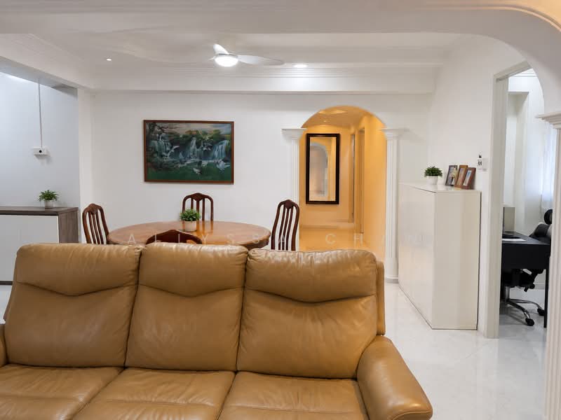 897B Woodlands Drive 50, 897B Woodlands Drive 50, 4 Bedrooms, 1,270 sqft, HDB Flat For Sale, by Allyssa Chan, 500173394 - Living Room - PropertyGuru.com.sg