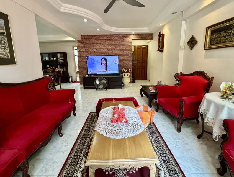 20 Bedok South Road, 20 Bedok South Road, 3 Bedrooms, 1,259 sqft, HDB Flat For Sale, by Lance Poh, 500173396 - Living Room - PropertyGuru.com.sg