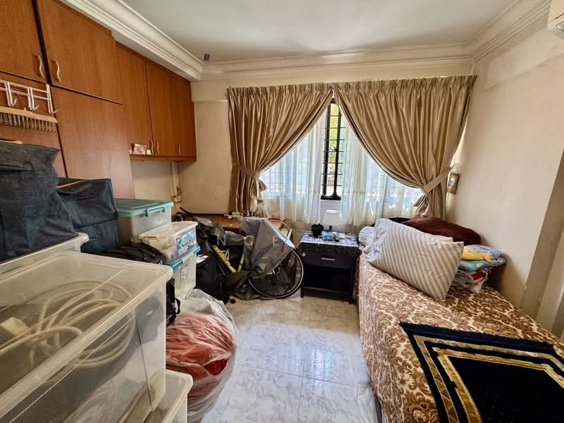 20 Bedok South Road, 20 Bedok South Road, 3 Bedrooms, 1,259 sqft, HDB Flat For Sale, by Lance Poh, 500173396 - Bedroom - PropertyGuru.com.sg