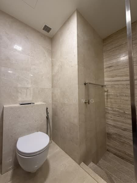 Rare High Floor Sea View Loft Unit Tanjong Pagar CIty Living, , 2 Bedrooms, 1,109 sqft, Apartment For Sale, by CD Sung, 500173408 - Bathroom - PropertyGuru.com.sg