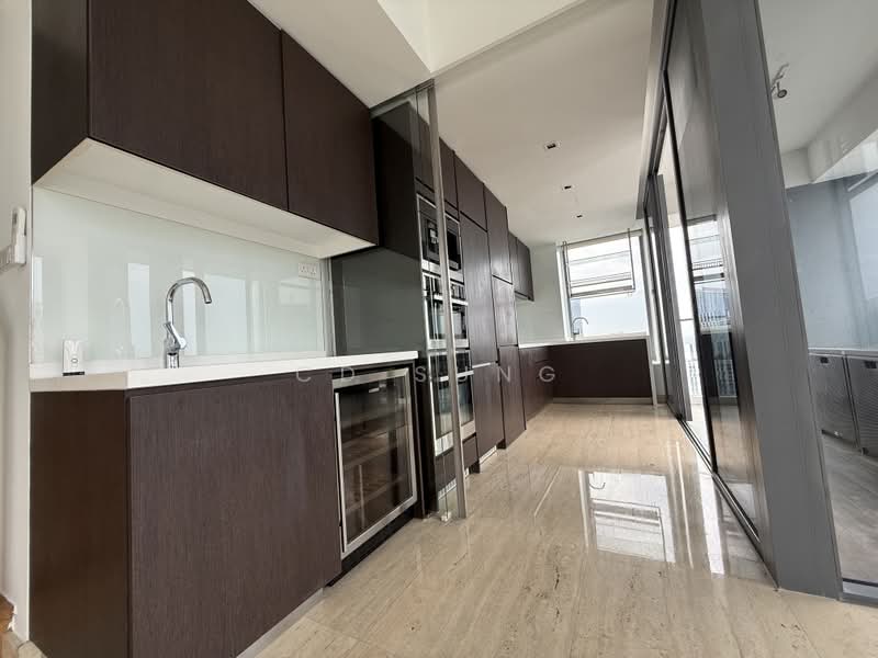 Rare High Floor Sea View Loft Unit Tanjong Pagar CIty Living, , 2 Bedrooms, 1,109 sqft, Apartment For Sale, by CD Sung, 500173408 - Kitchen - PropertyGuru.com.sg