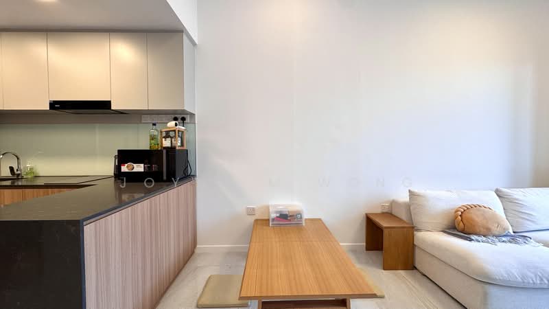 Rezi 24, 39 Lorong 24 Geylang, 1 Bedroom, 495 sqft, Condominium For Sale, by Joyce M Wong, 500173411 - Living Room - PropertyGuru.com.sg