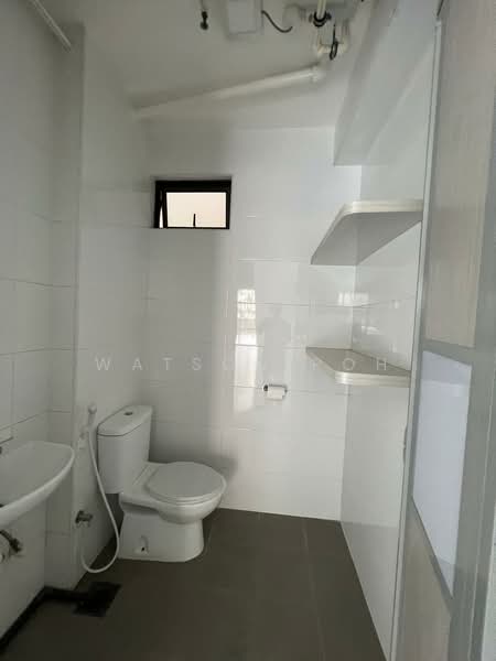 Tag.A, 81 Tagore Lane, 2,454 sqft, Light Industrial (B1) For Rent, by Watson Poh, 500173412 - Bathroom - CommercialGuru.com.sg