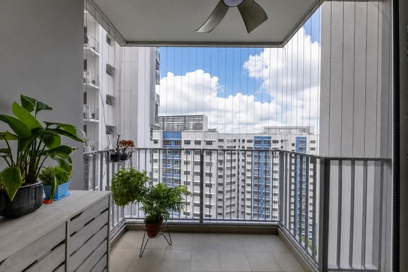 138A Yuan Ching Road, 138A Yuan Ching Road, 2 Bedrooms, 721 sqft, HDB Flat For Sale, by KOH YONG JIAN, 500173418 - Balcony - PropertyGuru.com.sg