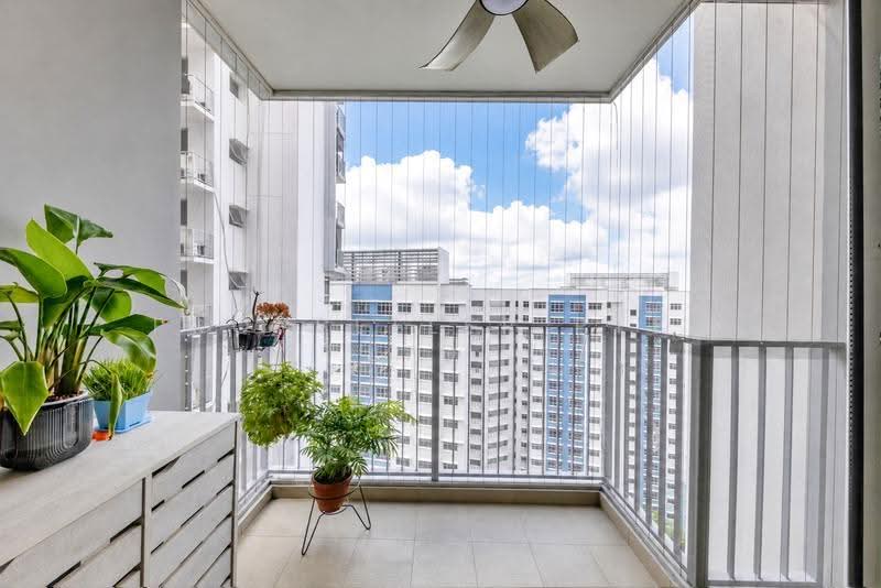 138A Yuan Ching Road, 138A Yuan Ching Road, Boon Lay / Jurong / Tuas, 2 Bedrooms, 721 sqft, HDB Flat For Sale, by KOH YONG JIAN, 500173418 - Balcony - PropertyGuru.com.sg