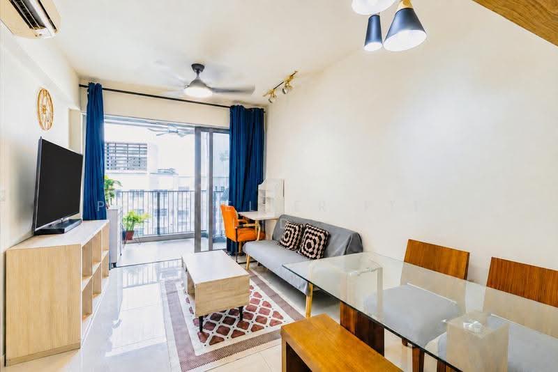 138A Yuan Ching Road, 138A Yuan Ching Road, Boon Lay / Jurong / Tuas, 2 Bedrooms, 721 sqft, HDB Flat For Sale, by KOH YONG JIAN, 500173418 - Living Room - PropertyGuru.com.sg