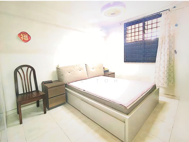 112 Commonwealth Crescent, 112 Commonwealth Crescent, 2 Bedrooms, 646 sqft, HDB Flat For Sale, by Liz Toh, 500173419 - Bedroom - PropertyGuru.com.sg