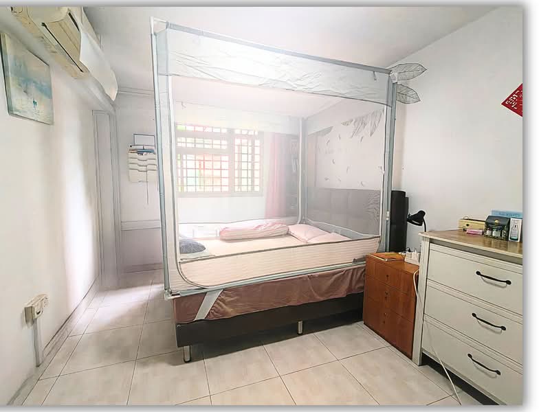 112 Commonwealth Crescent, 112 Commonwealth Crescent, 2 Bedrooms, 646 sqft, HDB Flat For Sale, by Liz Toh, 500173419 - Bedroom - PropertyGuru.com.sg