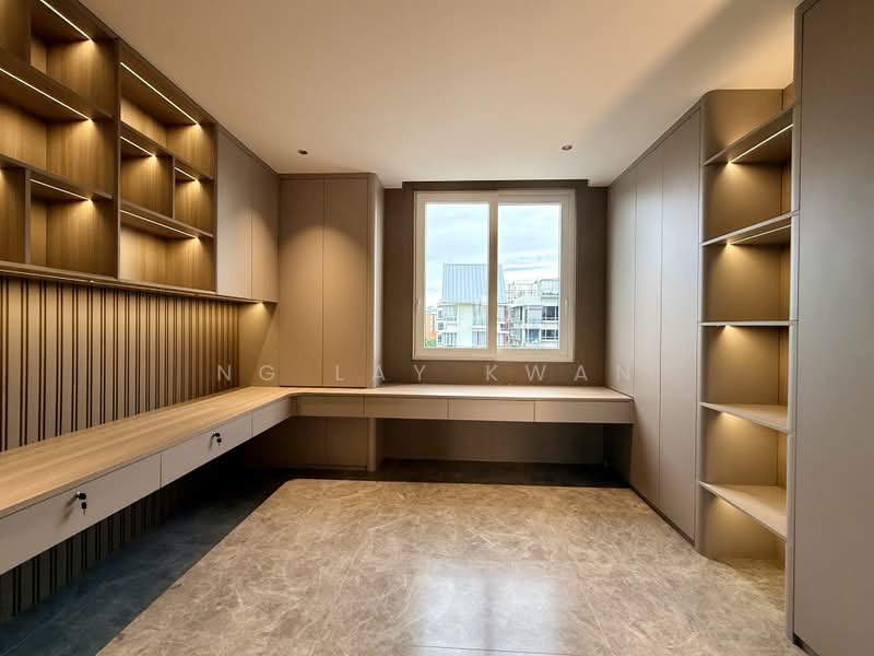 ⭐D15 ⭐ Jalan Baiduri - 3 Sty Corner Terrace - Within 1Km To Tao Nan, Jalan Baiduri, Tao Nan,, 6 Bedrooms, 7,500 sqft, Corner Terrace For Sale, by Ng Lay Kwan, 500173420 - Study - PropertyGuru.com.sg