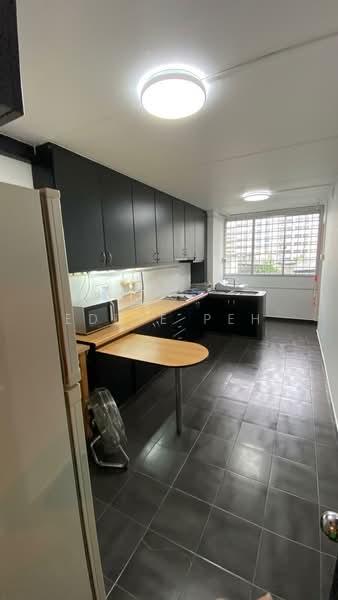 124 Simei Street 1, 124 Simei Street 1, 3 Bedrooms, 1,313 sqft, HDB Flat For Rent, by Eddie Peh, 500173431 - Kitchen - PropertyGuru.com.sg