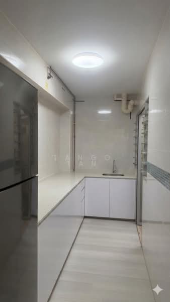 613A Tampines North Drive 1, 613A Tampines North Drive 1, 2 Bedrooms, 742 sqft, HDB Flat For Sale, by Tango Tan, 500173437 - Kitchen - PropertyGuru.com.sg