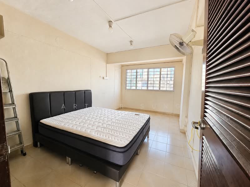 335B Smith Street, 335B Smith Street, 3 Bedrooms, 958 sqft, HDB Flat For Sale, by Arthur Sung, 500173446 - Bedroom - PropertyGuru.com.sg