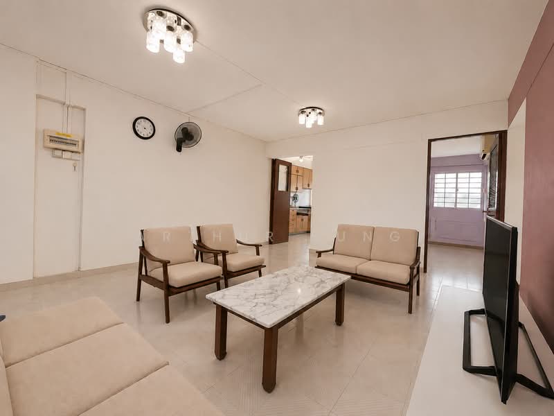 335B Smith Street, 335B Smith Street, 3 Bedrooms, 958 sqft, HDB Flat For Sale, by Arthur Sung, 500173446 - Living Room - PropertyGuru.com.sg