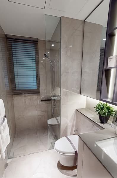 Grand Dunman, 6 Dunman Road, 3 Bedrooms, 958 sqft, Condominium For Sale, by Lynn Choo, 500173456 - Bathroom - PropertyGuru.com.sg