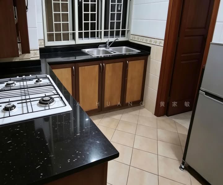 Parc Vista, 450 Corporation Road, Room Rental, 100 sqft, Condominium For Rent, by Alyssa Huang 黄家敏, 500173464 - Kitchen - PropertyGuru.com.sg