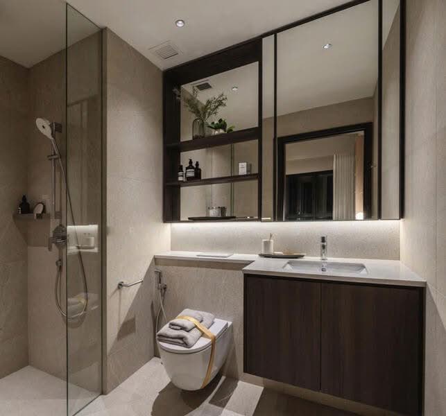 TOP Soon! Brand New Luxury 2.5 Sty Family Home with Mezzanine & Private Lift - 5,133 sqft, , 5 Bedrooms, 5,133 sqft, Terraced House For Sale, by Ryan Heng, 500173466 - Bathroom - PropertyGuru.com.sg