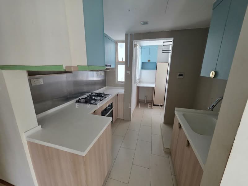 Mera Springs, 83 Carlisle Road, 2 Bedrooms, 1,066 sqft, Condominium For Sale, by Eric Liew, 500173480 - Kitchen - PropertyGuru.com.sg