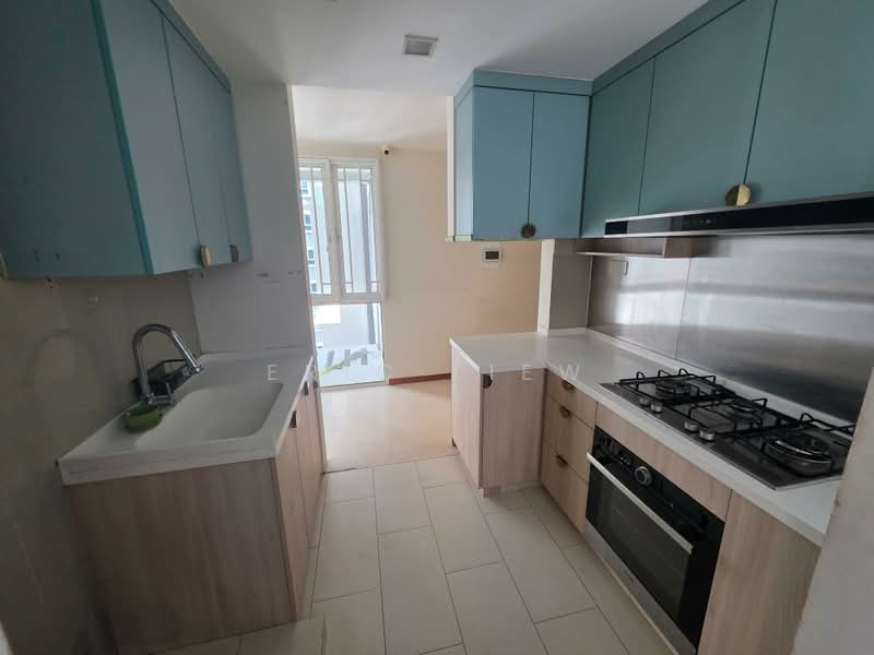Mera Springs, 83 Carlisle Road, 2 Bedrooms, 1,066 sqft, Condominium For Sale, by Eric Liew, 500173480 - Kitchen - PropertyGuru.com.sg