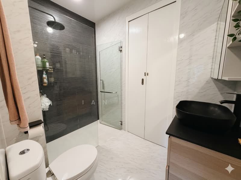 Prime Residence, 41 Lorong 22 Geylang, 2 Bedrooms, 581 sqft, Condominium For Sale, by Ian Low, 500173482 - Bathroom - PropertyGuru.com.sg