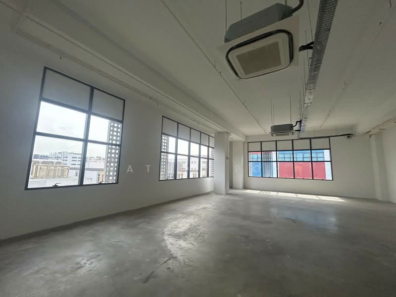 HH @ Kallang, 55 Kallang Pudding Road, 1,808 sqft, Light Industrial (B1) For Rent, by Watson Poh, 500173483 - Interior - CommercialGuru.com.sg