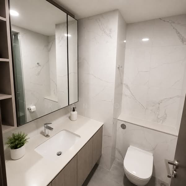 The Watergardens at Canberra, 47 Canberra Drive, 2 Bedrooms, 753 sqft, Condominium For Rent, by Ryan Low, 500173508 - Bathroom - PropertyGuru.com.sg