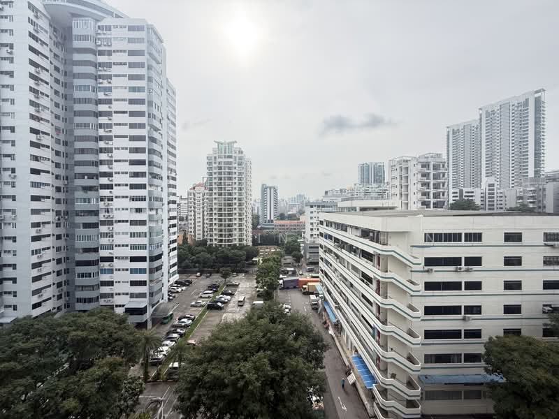Super Cheap FH 1 Bedder Condo, , 1 Bedroom, 441 sqft, Condominium For Sale, by Christine Chin, 500173512 - Exterior - PropertyGuru.com.sg