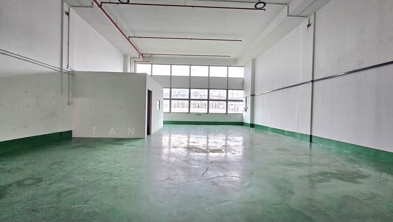 West Connect Building, 10 Buroh Street, 1,733 sqft, Factory / Workshop (B2) For Sale, by Tan Heng Kee, 500173517 - Interior - CommercialGuru.com.sg