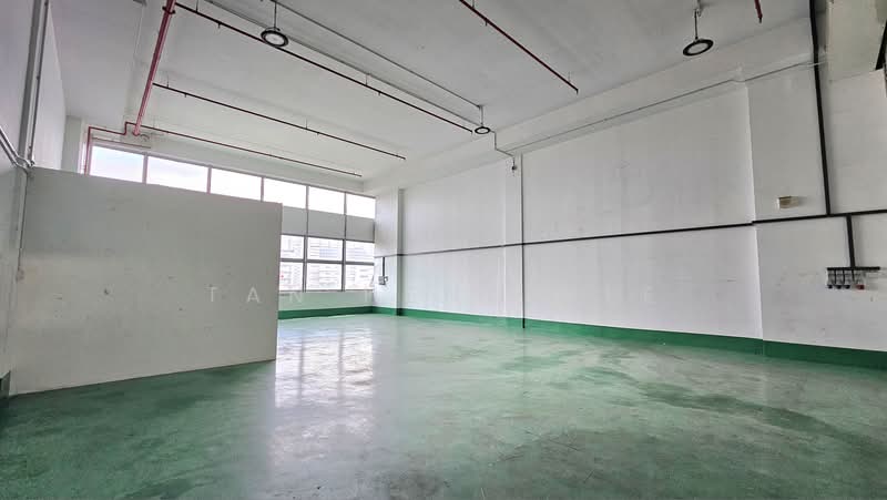 West Connect Building, 10 Buroh Street, 1,733 sqft, Factory / Workshop (B2) For Sale, by Tan Heng Kee, 500173517 - Interior - CommercialGuru.com.sg