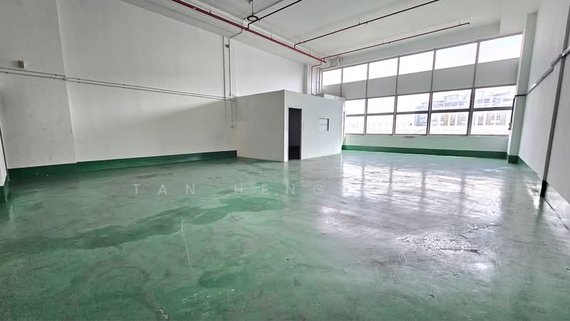 West Connect Building, 10 Buroh Street, 1,733 sqft, Factory / Workshop (B2) For Sale, by Tan Heng Kee, 500173517 - Interior - CommercialGuru.com.sg