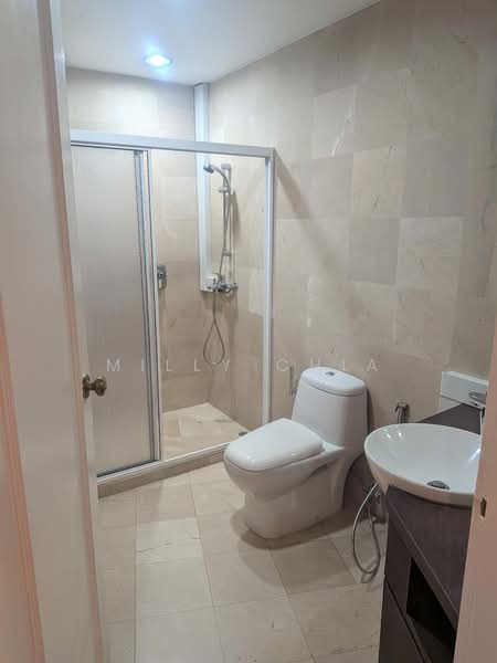 Regency Park, 11 Nathan Road, 3 Bedrooms, 3,175 sqft, Condominium For Rent, by Milly Chia, 500173520 - Bathroom 3 - PropertyGuru.com.sg
