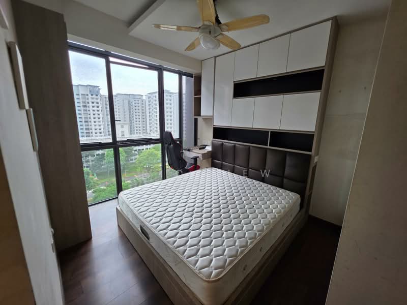 The Luxurie, 19 Compassvale Road, 3 Bedrooms, 1,055 sqft, Condominium For Sale, by Eric Liew, 500173525 - Bedroom - PropertyGuru.com.sg
